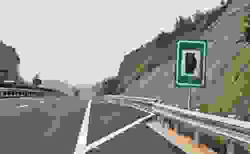 高速公路上开车累了，可以在紧急停车带停车休息吗？