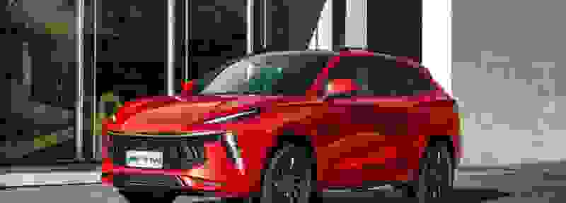 【老虎下山车标是什么车 车标像一个猛虎下山的车标SUV】图1