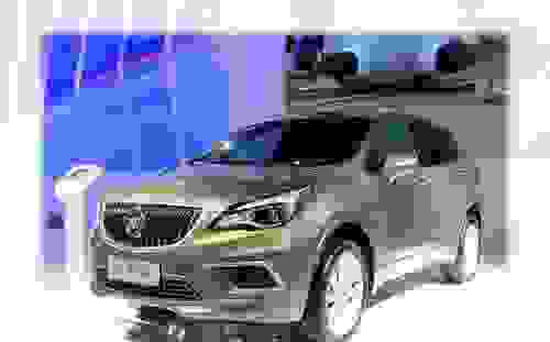 五菱宏光点烟器怎么拆装下来